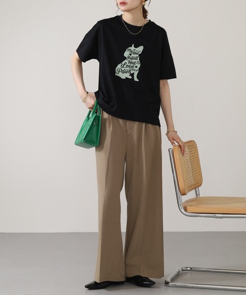 BRODIAEA（ブローディア）の「BRODIAEA 犬モチーフロゴ刺繍半袖Tシャツ（Tシャツ/カットソー・レディース・ブラック/シルバーグレー/グリーン/オフホワイト・40）」の21枚目の写真