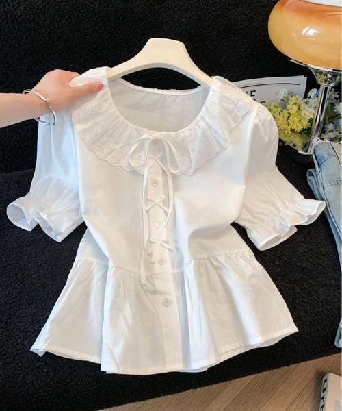 LUCPY（ラクピー）の「レース襟リボンペプラムブラウス（シャツ/ブラウス・レディース・ブルー/ホワイト・SMALL/LARGE/MEDIUM）」の4枚目の写真