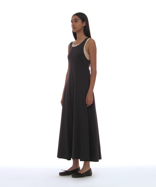 PARTIMENTO WOMEN(パルティメントウィメン)の「PWC オーバーレイスリーブレスマキシドレス_チャコール(ワンピース・レディース・その他・SMALL/MEDIUM/LARGE)」の3枚目の写真