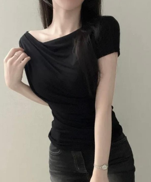 semplice(センプリチェ)の「Tシャツ【韓国ファッション】(Tシャツ/カットソー・レディース・ホワイト/ブラック/ベージュ・F)」の9枚目の写真