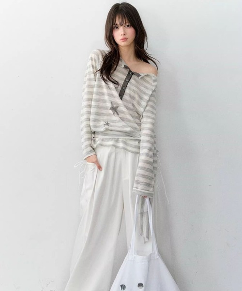 SHERU(シェル)の「スターグラフィック ドライヘンリーネックボーダーロンT(Tシャツ/カットソー・レディース・ライトグレー・M)」の2枚目の写真