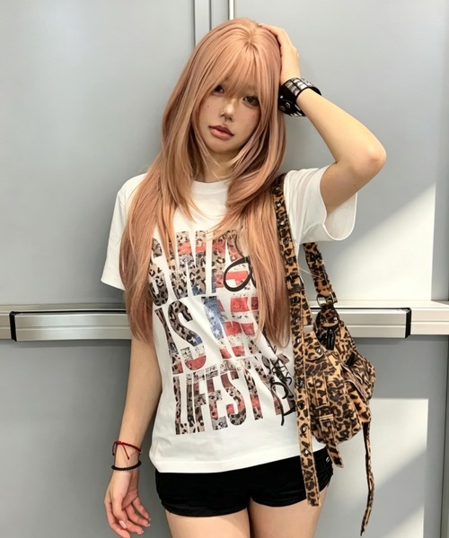GEMEDA(ジェメダ)の「グラフィックプリント 半袖Tシャツ(Tシャツ/カットソー・レディース・ブラック/ホワイト・M)」の6枚目の写真