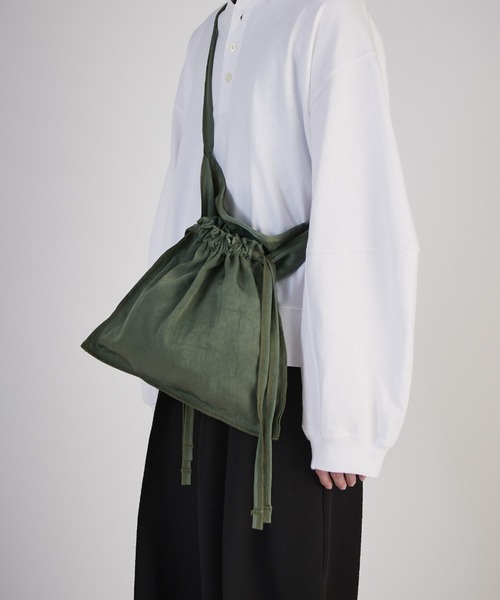 ITTI(イッチ)の「【ITTI/イッチ】MARY RED CROSS BAG / CERATO BR(ショルダーバッグ・メンズ・オリーブ/ブラック・FREE)」の16枚目の写真
