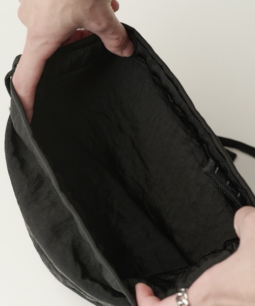ITTI(イッチ)の「【ITTI/イッチ】MARY RED CROSS BAG / CERATO BR(ショルダーバッグ・メンズ・オリーブ/ブラック・FREE)」の9枚目の写真