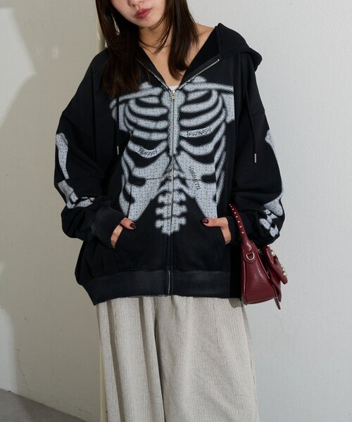 RePRODUCTION LABEL(リプロダクションレーベル)の「【RePRODUCTION LABEL / リプロダクションレーベル】ZIPフーディー(パーカー・メンズ・ブラック/イエロー・FREE)」の6枚目の写真