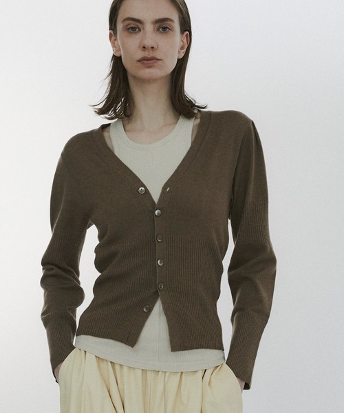CITY TOKYO(シティトウキョウ)の「【CITY TOKYO/シティートウキョウ】Wave Sleeve Cardigan/ウェーブスリーブカーディガン(カーディガン/ボレロ・レディース・レッド/ライトグリーン/ダークグレー/モカ・FREE)」の3枚目の写真