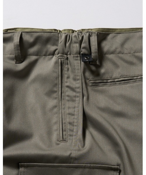 wjk(ダヴルジェイケイ)の「fine satin slim cargo(カーゴパンツ・メンズ・ブラック/ホワイト/カーキ・X-LARGE/LARGE/MEDIUM/SMALL)」の18枚目の写真