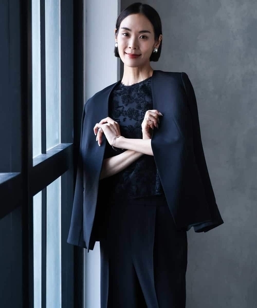 MICHEL KLEIN（ミッシェル・クラン）の「[セットアップ対応]ノーカラージャケット（ノーカラージャケット・レディース・ブラック・38）」の3枚目の写真