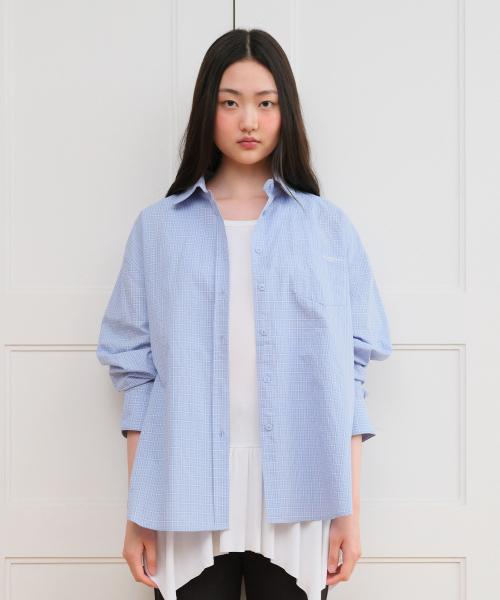 AMESWORLDWIDE（アメスワールドワイド）の「CLASSIC BOYFRIEND SHIRTS BLUE（シャツ/ブラウス・レディース・その他・FREE）」の4枚目の写真