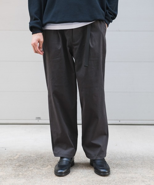 URBAN RESEARCH DOORS(アーバンリサーチドアーズ)の「ウェビングベルトチノパンツ(その他パンツ・メンズ・オリーブ/モカ/ブラック/チャコールグレー・SMALL/LARGE/MEDIUM)」の13枚目の写真