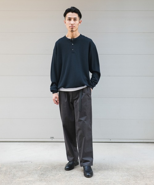 URBAN RESEARCH DOORS(アーバンリサーチドアーズ)の「ウェビングベルトチノパンツ(その他パンツ・メンズ・オリーブ/モカ/ブラック/チャコールグレー・SMALL/LARGE/MEDIUM)」の17枚目の写真