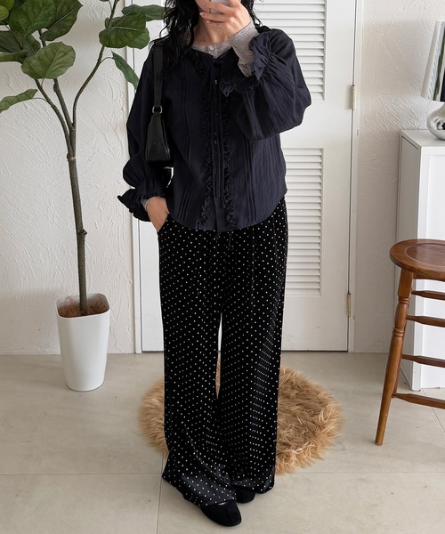 MUHET（ミュエータ）の「front frill ribbon blouse / フロントフリルリボンブラウス（シャツ/ブラウス・レディース・ネイビー/オフホワイト/ホワイト系その他/ブラウン・FREE）」の8枚目の写真