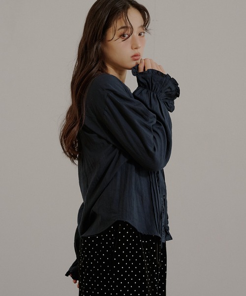 MUHET（ミュエータ）の「front frill ribbon blouse / フロントフリルリボンブラウス（シャツ/ブラウス・レディース・ネイビー/オフホワイト/ホワイト系その他/ブラウン・FREE）」の15枚目の写真