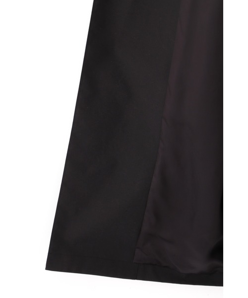 YLEVE（イレーヴ）の「YLEVE / NYLON COTTON LINEN TAFFETA CO（ダウンジャケット/コート・レディース・カーキ/ブラック・1/0）」の20枚目の写真