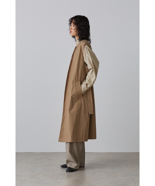 YLEVE（イレーヴ）の「YLEVE / NYLON COTTON LINEN TAFFETA CO（ダウンジャケット/コート・レディース・カーキ/ブラック・1/0）」の14枚目の写真
