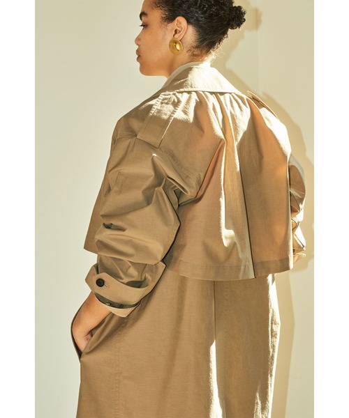 YLEVE（イレーヴ）の「YLEVE / NYLON COTTON LINEN TAFFETA CO（ダウンジャケット/コート・レディース・カーキ/ブラック・1/0）」の10枚目の写真