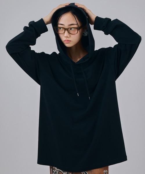 NON TOKYO（ノントーキョー）の「NYLON HOOD LONG T-SHIRT（パーカー・レディース・ブラック/ブルー/ホワイト・FREE）」の7枚目の写真