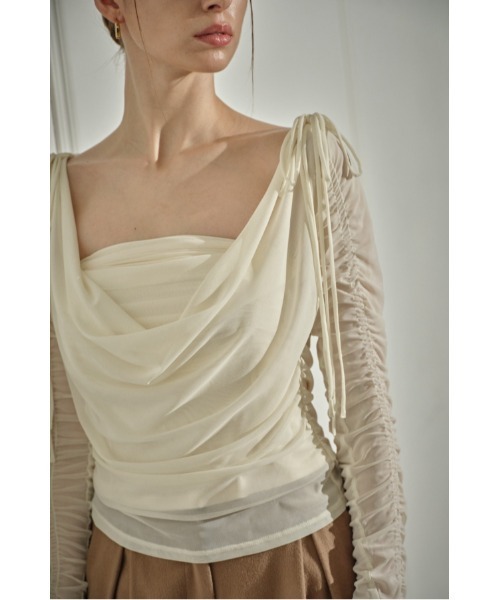 ERADIE(エラディエ)の「Ribbon Shoulder Draped Top リボンショルダードレープTOP(その他トップス・レディース・アイボリー・FREE)」の21枚目の写真