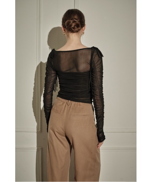ERADIE(エラディエ)の「Ribbon Shoulder Draped Top リボンショルダードレープTOP(その他トップス・レディース・アイボリー・FREE)」の15枚目の写真