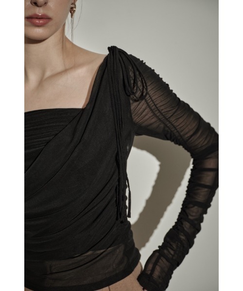 ERADIE(エラディエ)の「Ribbon Shoulder Draped Top リボンショルダードレープTOP(その他トップス・レディース・アイボリー・FREE)」の11枚目の写真