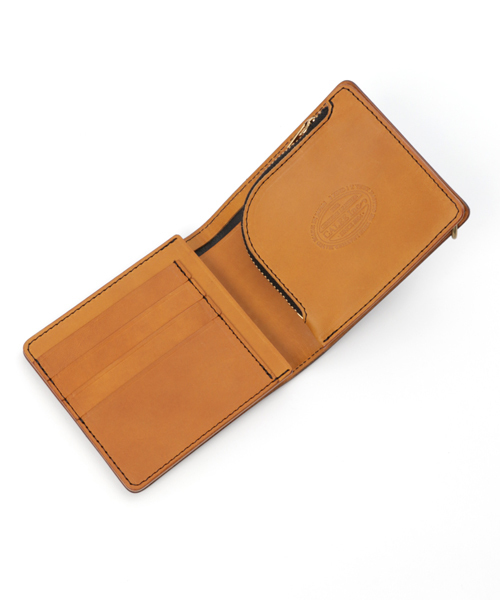 CALEE（キャリー）の「EMBOSSING LEATHER HALF WALLET（財布）」 - WEAR