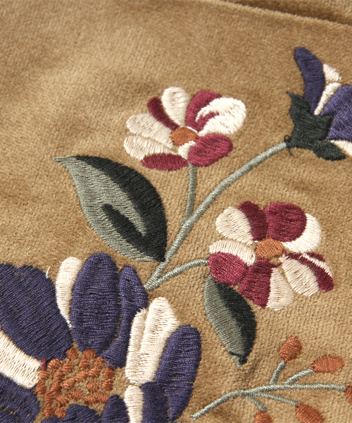 one after another NICE CLAUP(ワンアフターアナザーナイスクラップ)の「別珍刺繍入り台形スカート(スカート・レディース・グリーン系その他/キャメル/レッド系その他・FREE)」の13枚目の写真