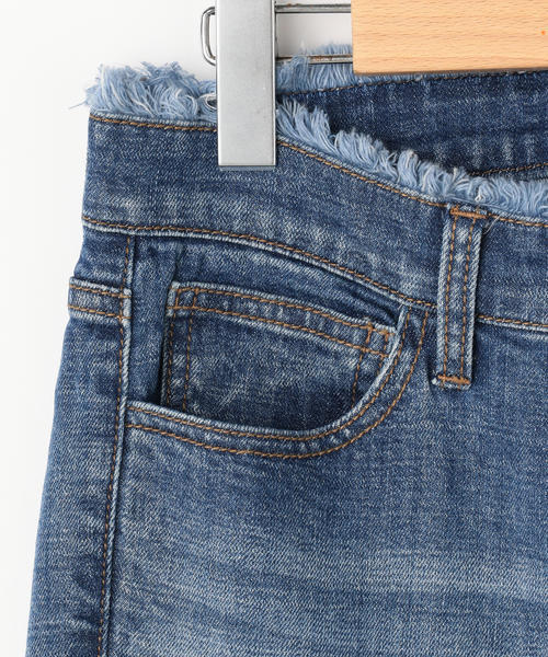 RAY CASSIN（レイカズン）の「裾フレイドテーパードパンツ（デニムパンツ・レディース・ネイビー/ブラック・MEDIUM/SMALL）」の18枚目の写真