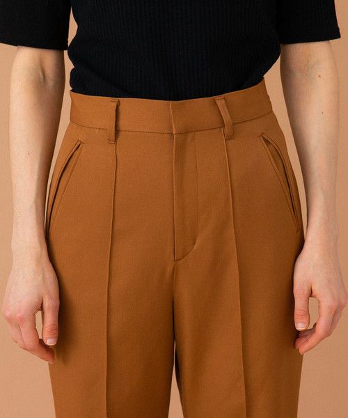UNITED TOKYO（ユナイテッドトウキョウ）の「フルフレアパンツ（その他パンツ・レディース・ネイビー/キャメル・1/2）」の17枚目の写真