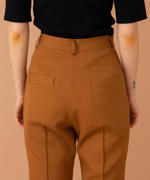 UNITED TOKYO（ユナイテッドトウキョウ）の「フルフレアパンツ（その他パンツ・レディース・ネイビー/キャメル・1/2）」の15枚目の写真