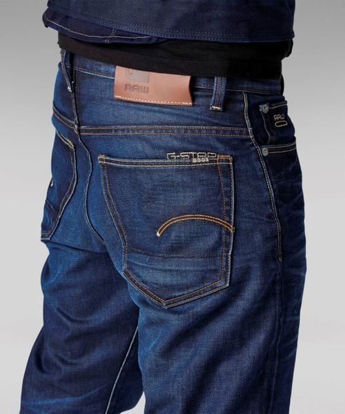 G-STAR RAW（ジースターロゥ）の「3301 Straight Jeans（デニムパンツ・メンズ・ダークインディゴブルー・32inch/30inch/28inch/31inch/29inch/33inch/27inch）」の6枚目の写真