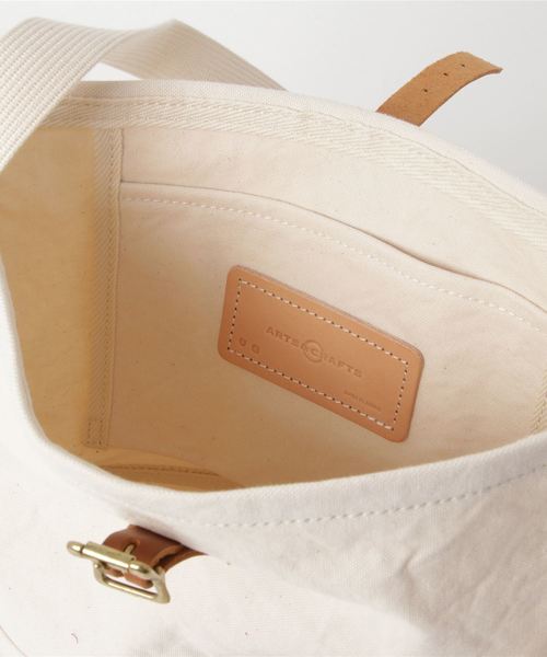 ARTS & CRAFTS（アーツアンドクラフト）の「[ ARTS&CRAFTS ] キャンバスバケット ミニショルダー（ショルダーバッグ・メンズ・オリーブ/アイボリー/タン/ブラック・FREE）」の6枚目の写真