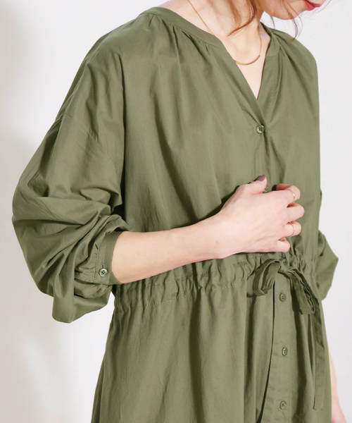 reca（レカ）の「ガウンシャツワンピース（シャツワンピース・レディース・ベージュ/ネイビー/アイボリー/カーキ/イエロー系その他・M）」の13枚目の写真