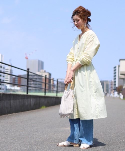 reca（レカ）の「ガウンシャツワンピース（シャツワンピース・レディース・ベージュ/ネイビー/アイボリー/カーキ/イエロー系その他・M）」の7枚目の写真