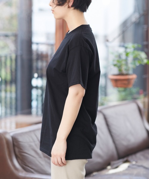 HANES(ヘインズ)の「【Hanes】6.1 oz. Beefy レディース ヘインズ ビーフィー オーバーサイズ クルーネック 半袖 Tシャツ(Tシャツ/カットソー・レディース・ホワイト/ブラック/マルーン/グリーン系その他/ヘザーチャコール/グレー/ブラウン系その他/パープル/ネイビー・S/M/L)」の15枚目の写真