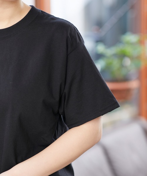 HANES(ヘインズ)の「【Hanes】6.1 oz. Beefy レディース ヘインズ ビーフィー オーバーサイズ クルーネック 半袖 Tシャツ(Tシャツ/カットソー・レディース・ホワイト/ブラック/マルーン/グリーン系その他/ヘザーチャコール/グレー/ブラウン系その他/パープル/ネイビー・S/M/L)」の11枚目の写真