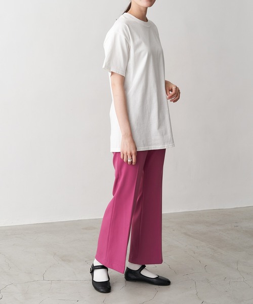 HANES(ヘインズ)の「【Hanes】6.1 oz. Beefy レディース ヘインズ ビーフィー オーバーサイズ クルーネック 半袖 Tシャツ(Tシャツ/カットソー・レディース・ホワイト/ブラック/マルーン/グリーン系その他/ヘザーチャコール/グレー/ブラウン系その他/パープル/ネイビー・S/M/L)」の22枚目の写真