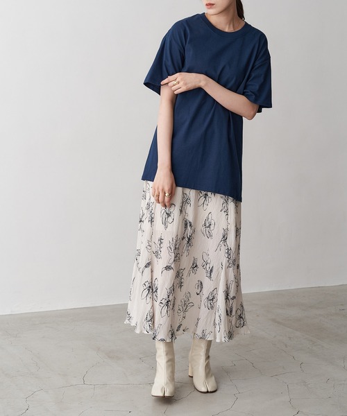 HANES(ヘインズ)の「【Hanes】6.1 oz. Beefy レディース ヘインズ ビーフィー オーバーサイズ クルーネック 半袖 Tシャツ(Tシャツ/カットソー・レディース・ホワイト/ブラック/マルーン/グリーン系その他/ヘザーチャコール/グレー/ブラウン系その他/パープル/ネイビー・S/M/L)」の17枚目の写真