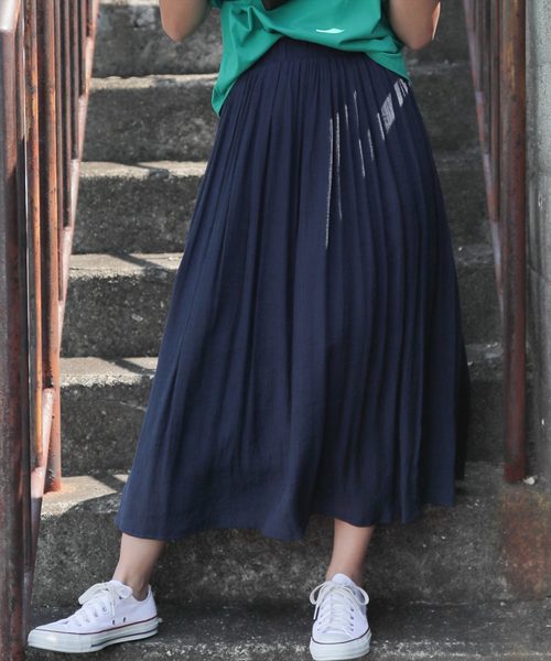 clear(クリア)の「スラブギャザーロングスカート(スカート・レディース・ベージュ/パープル/ネイビー/ピンク/グリーン/ブラック/オリーブ/ワインレッド・F)」の6枚目の写真