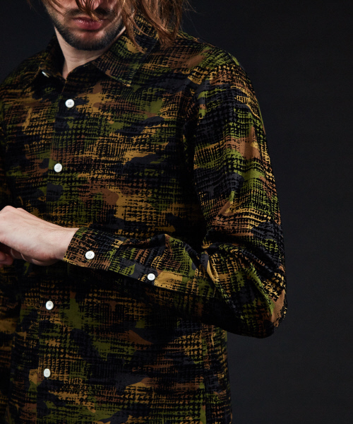 5351 POUR LES HOMMES(ゴーサンゴーイチプールオム)の「フロッキーチェックシャツ(シャツ/ブラウス・メンズ・カーキ/ブラック系その他・44/46/48/50)」の10枚目の写真