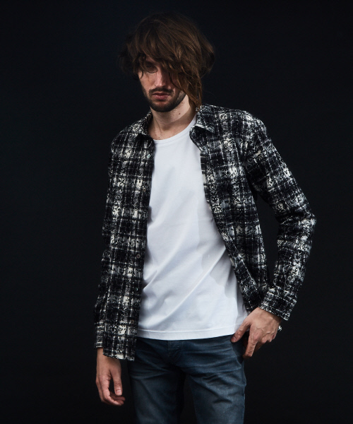 5351 POUR LES HOMMES(ゴーサンゴーイチプールオム)の「フロッキーチェックシャツ(シャツ/ブラウス・メンズ・カーキ/ブラック系その他・44/46/48/50)」の4枚目の写真