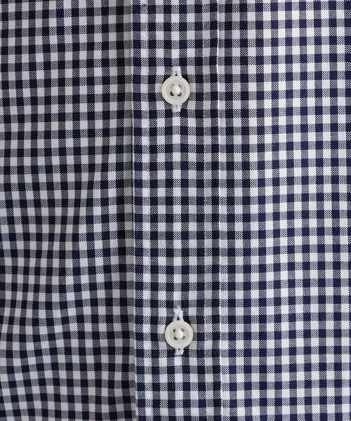 green label relaxing（グリーンレーベルリラクシング）の「NM C/C ストレッチ ギンガム ボタンダウンシャツ＜機能性 / 抗菌・ストレッチ＞＃（シャツ/ブラウス・メンズ・ダークブラウン/ネイビー・X-SMALL/SMALL/MEDIUM/LARGE/X-LARGE）」の6枚目の写真