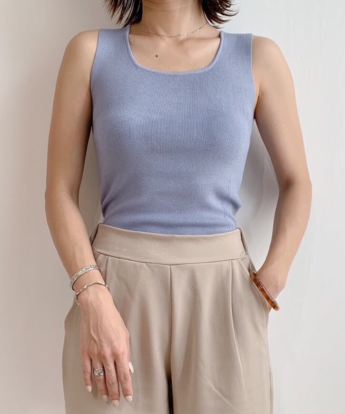 CLEA（クレア）の「デイリー スクエアネック ニットタンク（タンクトップ・レディース・アイボリー/ベージュ/ブラック/サックスブルー/ブラウン/ホワイト・FREE）」の6枚目の写真