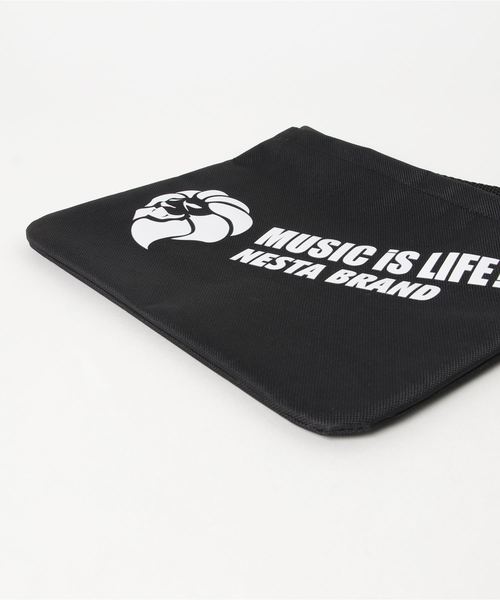 dictionary(ディクショナリー)の「【NESTA BRAND / ネスタブランド】 ロゴプリントサコッシュ(ショルダーバッグ・メンズ・ブラック×ホワイト/ブラック/チャコールグレー・FREE)」の5枚目の写真