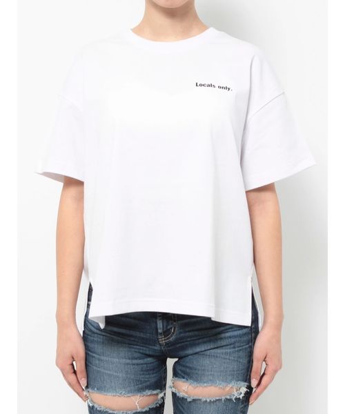 GYDA（ジェイダ）の「USUAL PLACE PHOTO スリットTシャツ（Tシャツ/カットソー・レディース・ベージュ/ブラック/オフホワイト・FREE）」の15枚目の写真