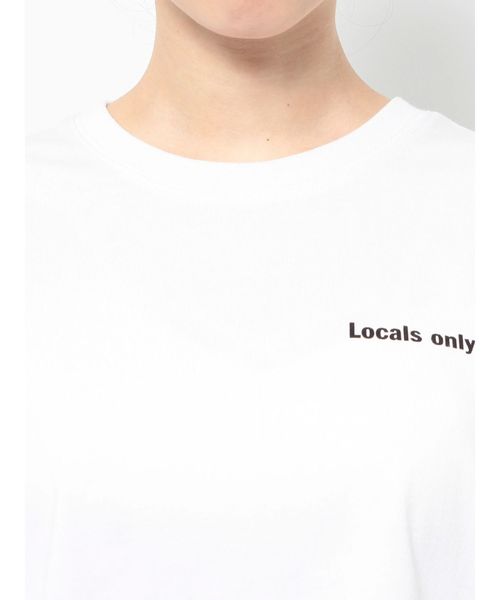 GYDA（ジェイダ）の「USUAL PLACE PHOTO スリットTシャツ（Tシャツ/カットソー・レディース・ベージュ/ブラック/オフホワイト・FREE）」の7枚目の写真