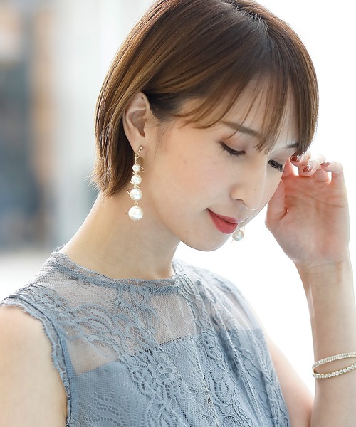 PourVous（プールヴー）の「ツイストバー&パール イヤリング 結婚式 同窓会 オケージョン お呼ばれ （イヤリング・レディース・シルバー/ゴールド・FREE）」の3枚目の写真