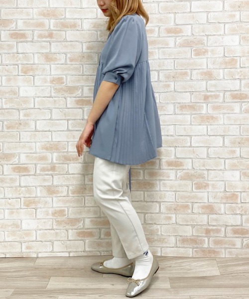 apres jour（アプレジュール）の「サイドプリーツブラウス【ZOZOTOWN限定アイテム】（シャツ/ブラウス・レディース・オフホワイト/サックスブルー/ラベンダー・フリー）」の18枚目の写真