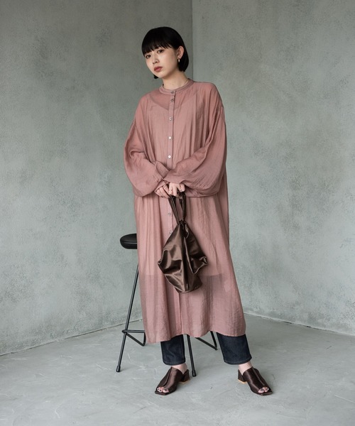 Aunt Marie's（アントマリーズ）の「バルーンスリーブシャツワンピース / AUNT MARIE'S（ワンピース・レディース・ライトグレー/ブラック/モカ・FREE）」の4枚目の写真