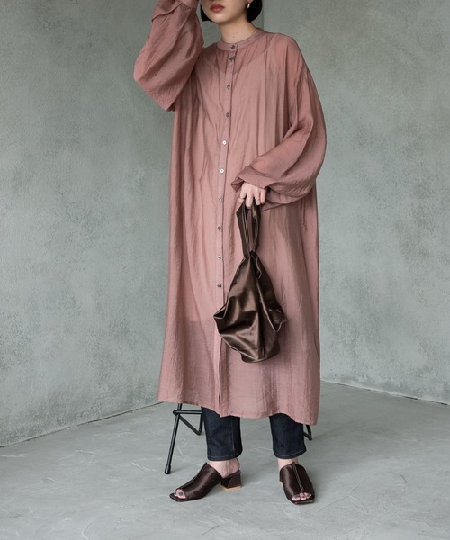 Aunt Marie's（アントマリーズ）の「バルーンスリーブシャツワンピース / AUNT MARIE'S（ワンピース・レディース・ライトグレー/ブラック/モカ・FREE）」の5枚目の写真