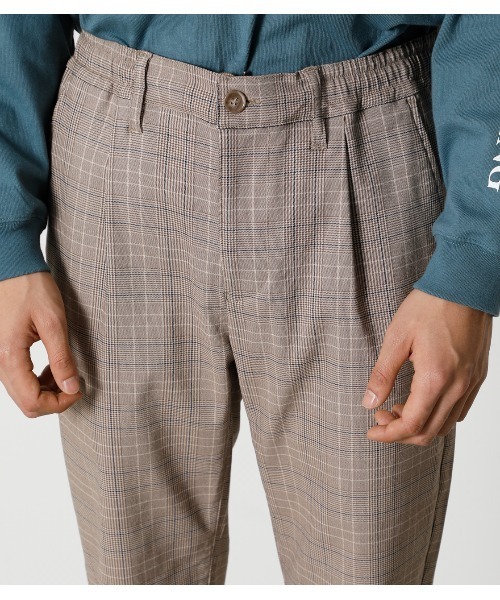 AZUL by moussy(アズールバイマウジー)の「HI STRETCH TEPERED PANTS/ハイストレッチテーパードパンツ(その他パンツ・メンズ・グレー系その他/ブラック/ベージュ系その他・LARGE/SMALL/MEDIUM)」の8枚目の写真